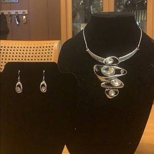 Necklace and earrings set